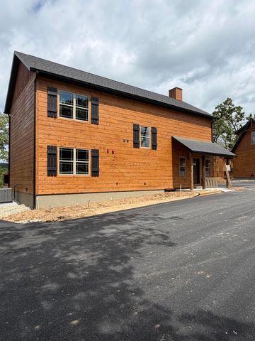 277 Meadow Spring Way, Hollister, MO 65672