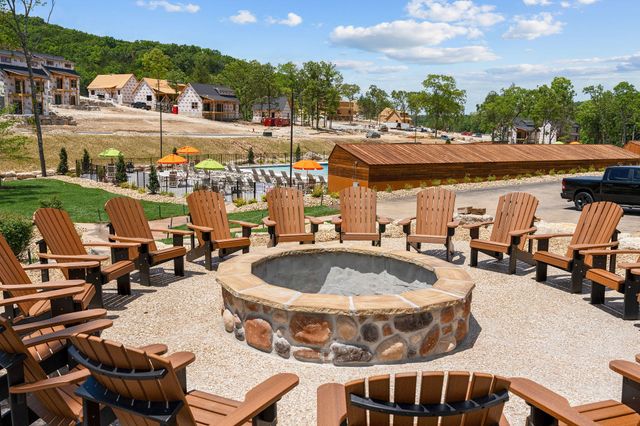 277 Meadow Spring Way, Hollister, MO 65672