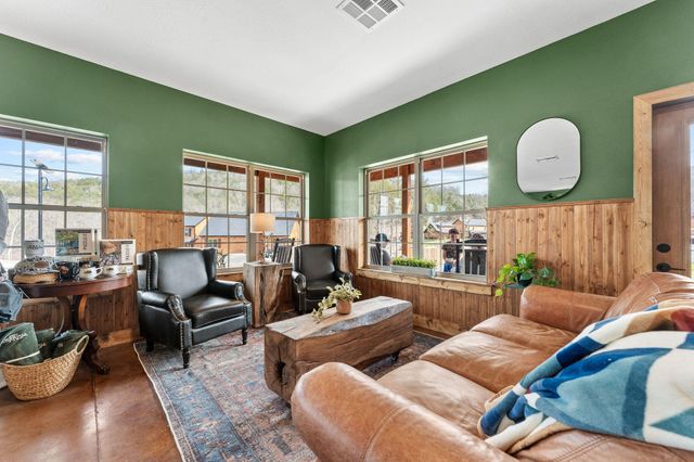 277 Meadow Spring Way, Hollister, MO 65672