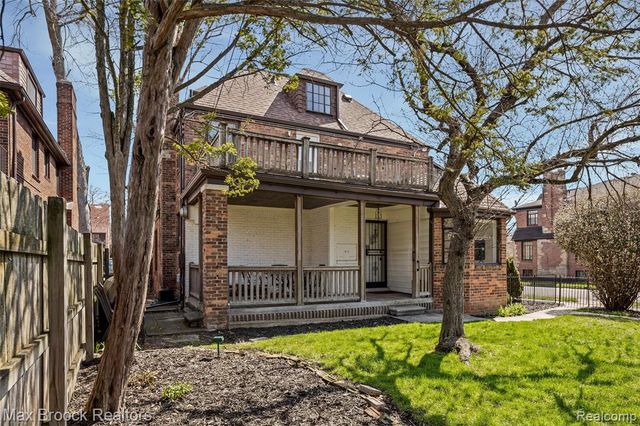 18001 Birchcrest Drive, Detroit, MI 48221