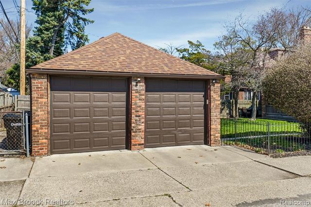 18001 Birchcrest Drive, Detroit, MI 48221