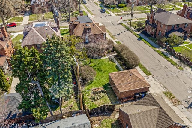 18001 Birchcrest Drive, Detroit, MI 48221