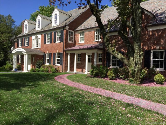27 Kensington Road, Scarsdale, NY 10583