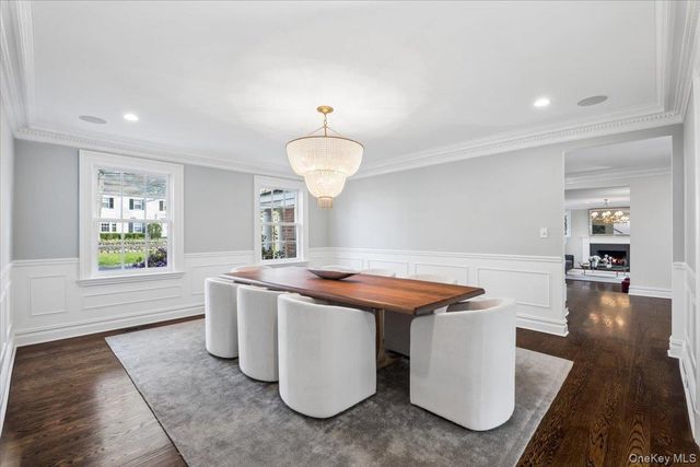 27 Kensington Road, Scarsdale, NY 10583