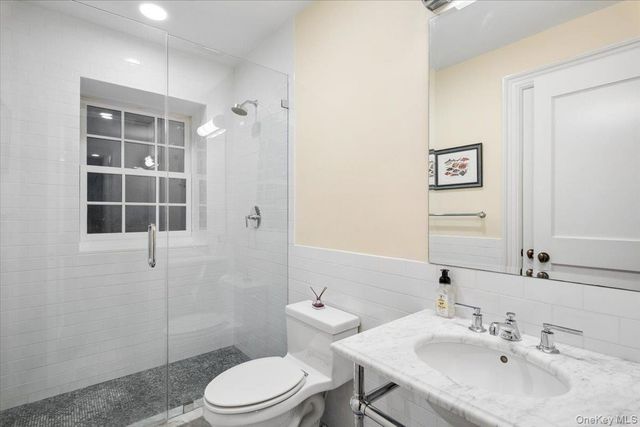 27 Kensington Road, Scarsdale, NY 10583