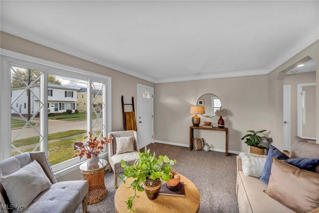 1560 Douglas Road, Wickliffe, OH 44092