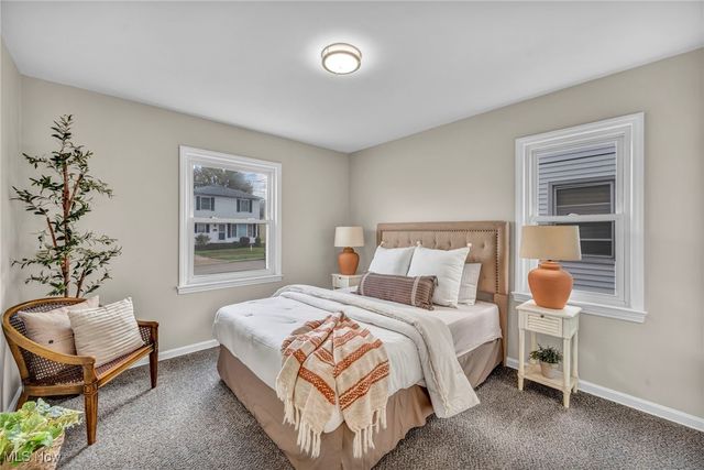 1560 Douglas Road, Wickliffe, OH 44092