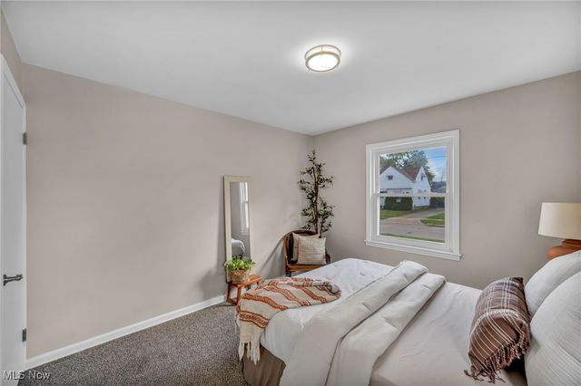 1560 Douglas Road, Wickliffe, OH 44092