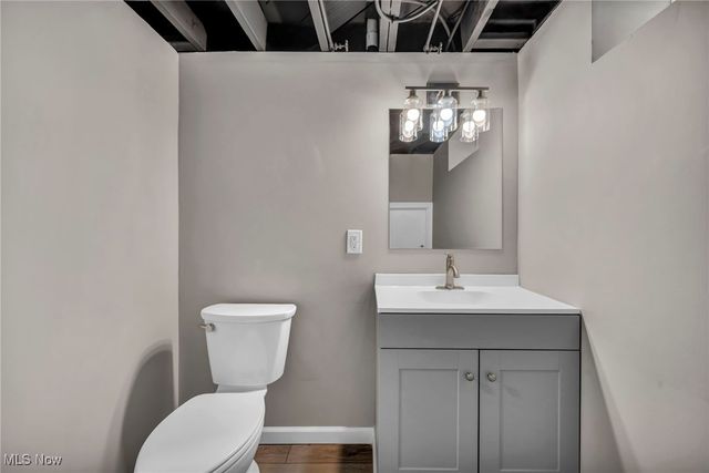 1560 Douglas Road, Wickliffe, OH 44092