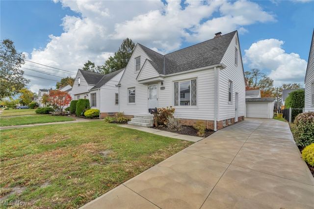 1560 Douglas Road, Wickliffe, OH 44092