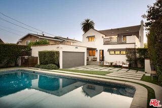 940 Westchester Place, Los Angeles, CA 90019