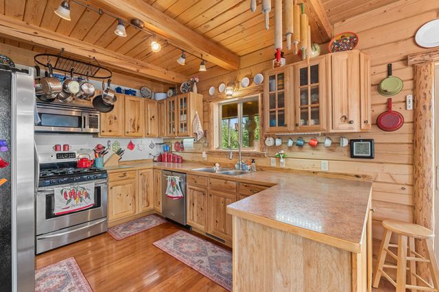 961 Seigel Hill Rd, Colville, WA 99114