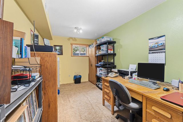 961 Seigel Hill Rd, Colville, WA 99114