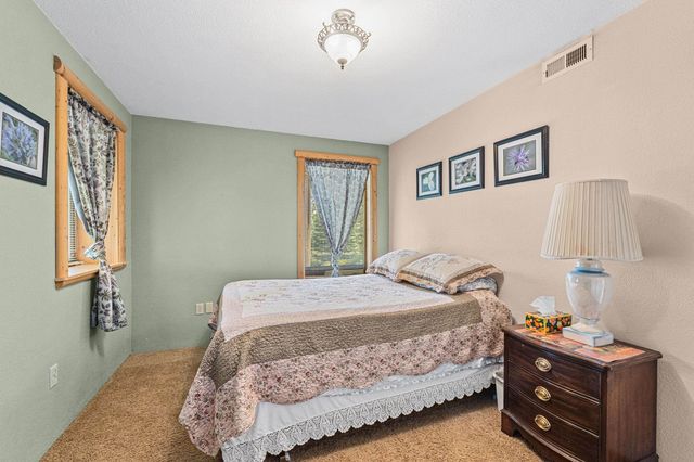 961 Seigel Hill Rd, Colville, WA 99114