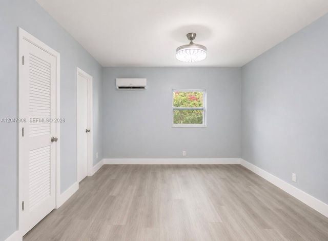 432 NW 103rd St 2, Miami, FL 33150