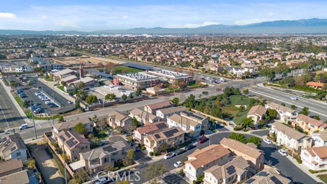 7076 Luminaire Court, Eastvale, CA 92880