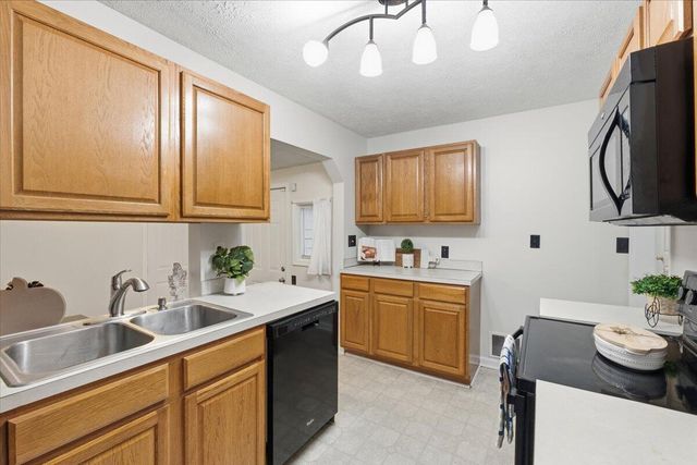 2837 6TH Avenue, Council Bluffs, IA 51501