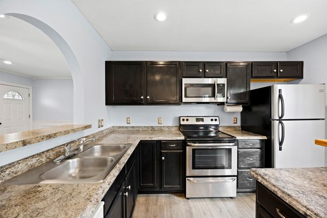 1804 Stewart Drive, Arlington, TX 76013