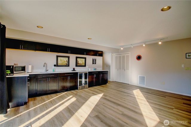 18064 Mariposa Lane, Mount Vernon, WA 98274