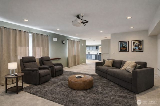 18064 Mariposa Lane, Mount Vernon, WA 98274