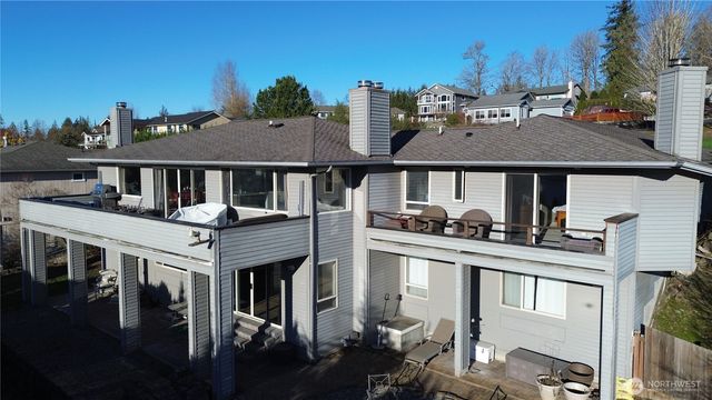 18064 Mariposa Lane, Mount Vernon, WA 98274