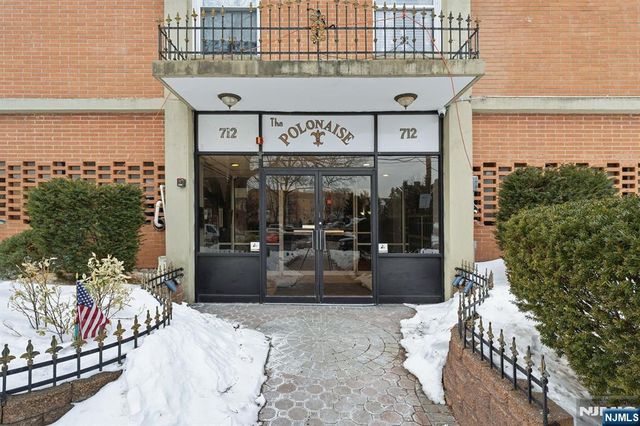 712 Broad Street 3C, Elizabeth, NJ 07208