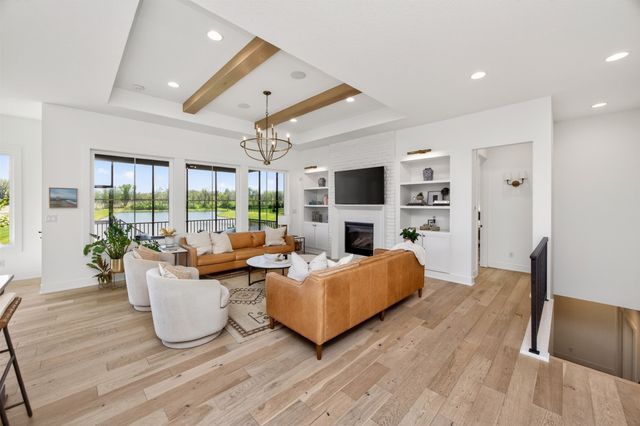 11128 Westport Drive, West Des Moines, IA 50266