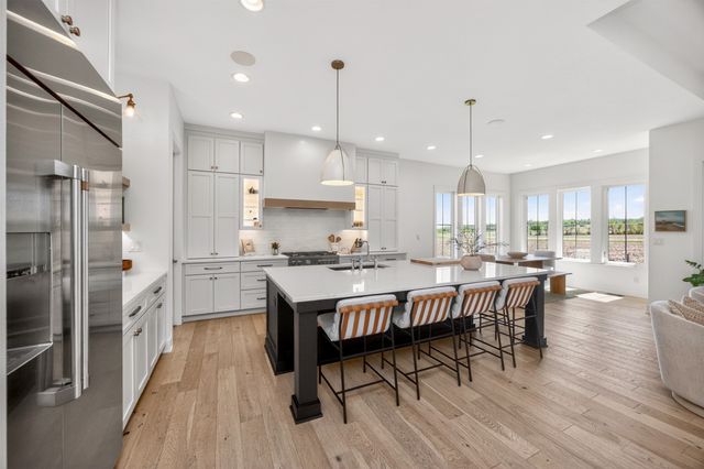 11128 Westport Drive, West Des Moines, IA 50266