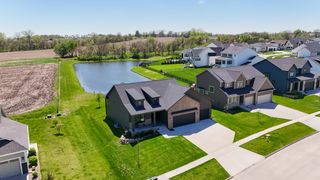 11128 Westport Drive, West Des Moines, IA 50266