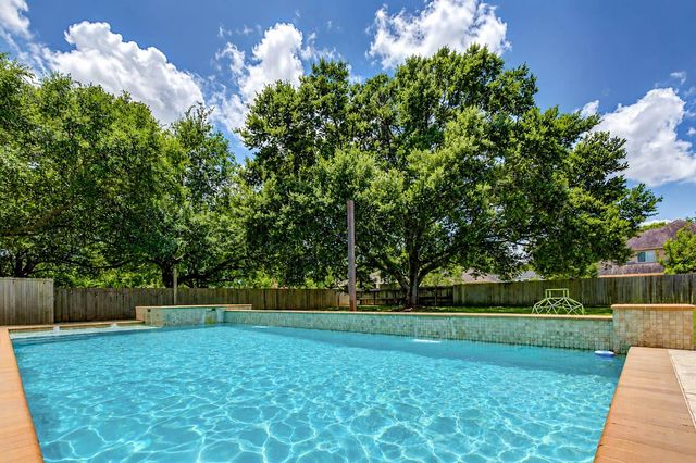 5327 Whitmore Street, Fulshear, TX 77441