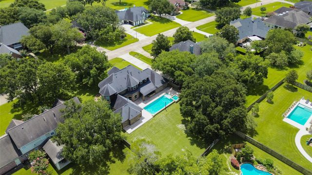 5327 Whitmore Street, Fulshear, TX 77441