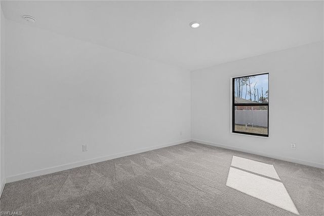 424 Parkdale BLVD, Lehigh Acres, FL 33974