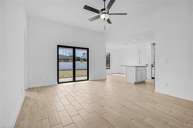 424 Parkdale BLVD, Lehigh Acres, FL 33974