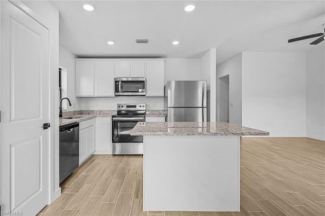 424 Parkdale BLVD, Lehigh Acres, FL 33974