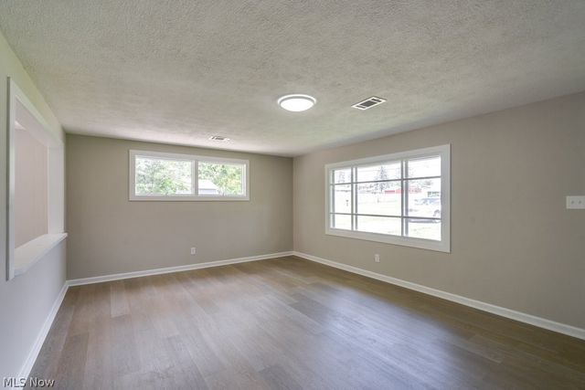 9525 Blitz Lane, Streetsboro, OH 44241