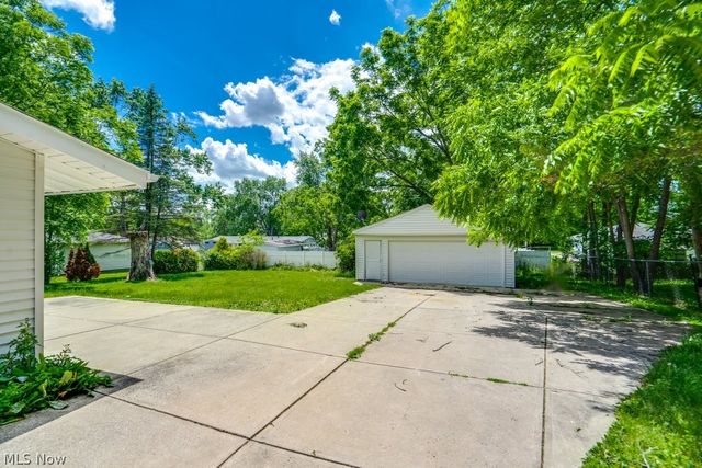 9525 Blitz Lane, Streetsboro, OH 44241