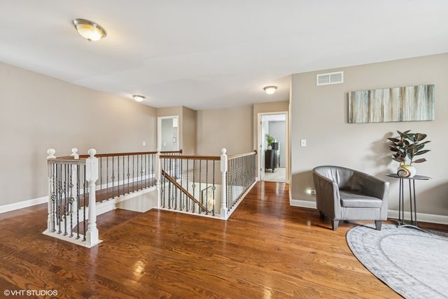 1558 Woodland Lane, Bolingbrook, IL 60490