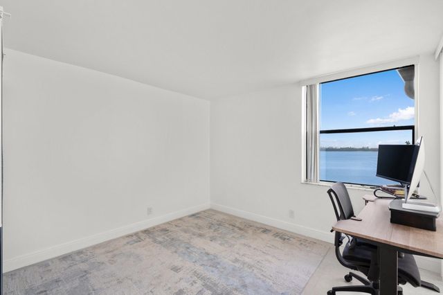 111 Lake Emerald Dr 401, Oakland Park, FL 33309