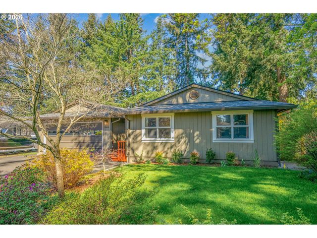 17459 Se MILL St, Portland, OR 97233