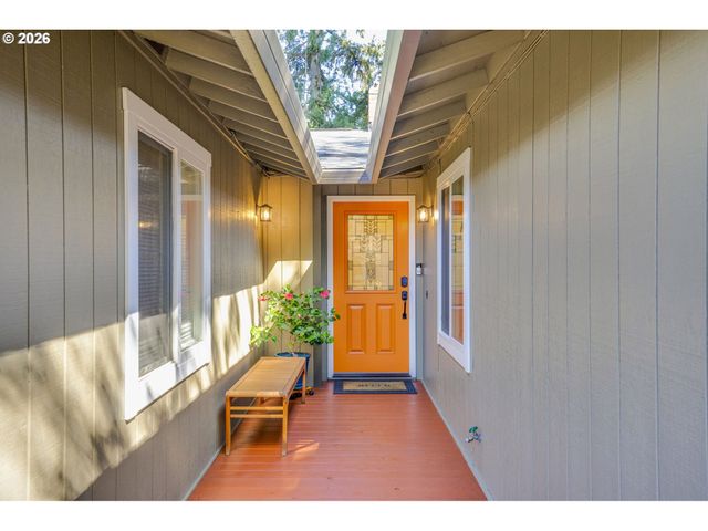 17459 Se MILL St, Portland, OR 97233