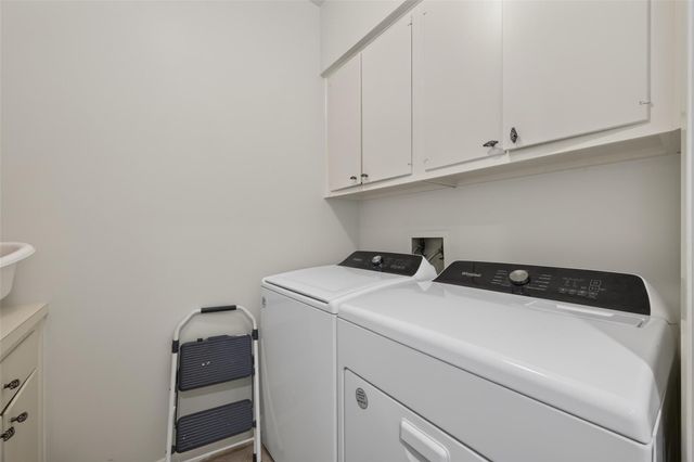 6000 Sugar Hill Drive 17, Houston, TX 77057