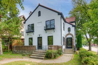 2056 Summit Avenue, Saint Paul, MN 55105