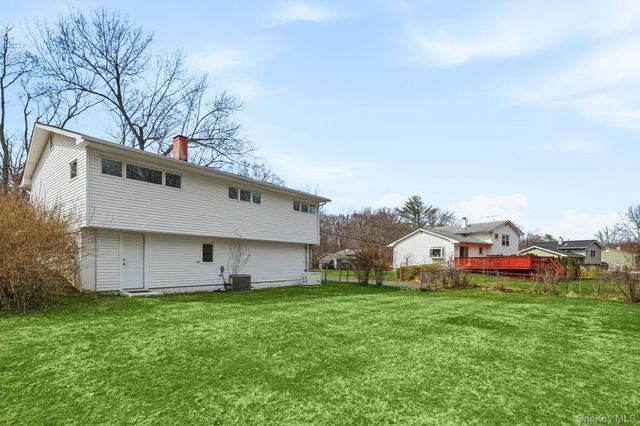 3316 Poplar Street, Yorktown Heights, NY 10598