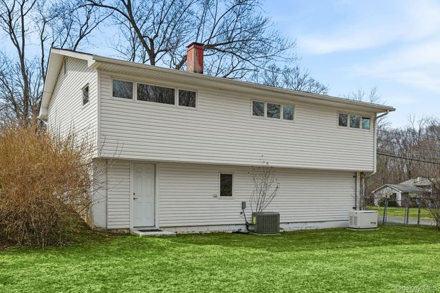 3316 Poplar Street, Yorktown Heights, NY 10598