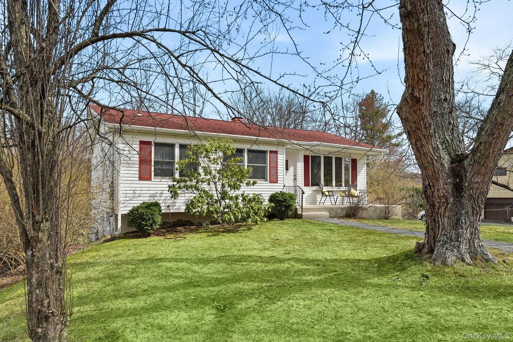 3316 Poplar Street, Yorktown Heights, NY 10598