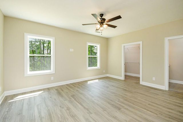 5342 Monarch Drive, Gainesville, GA 30506