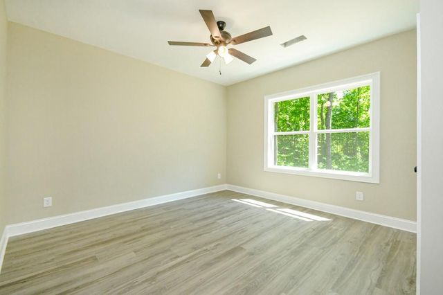 5342 Monarch Drive, Gainesville, GA 30506