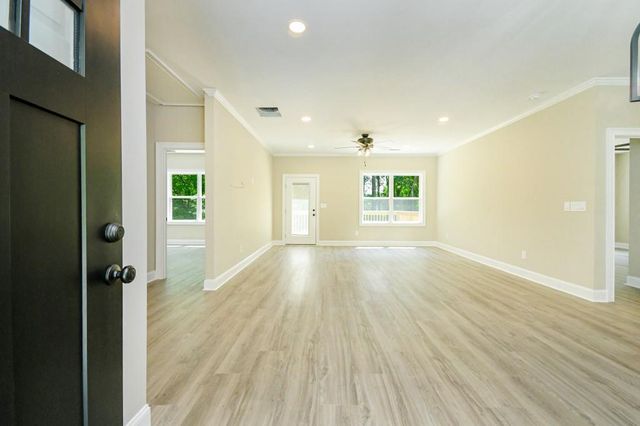 5342 Monarch Drive, Gainesville, GA 30506