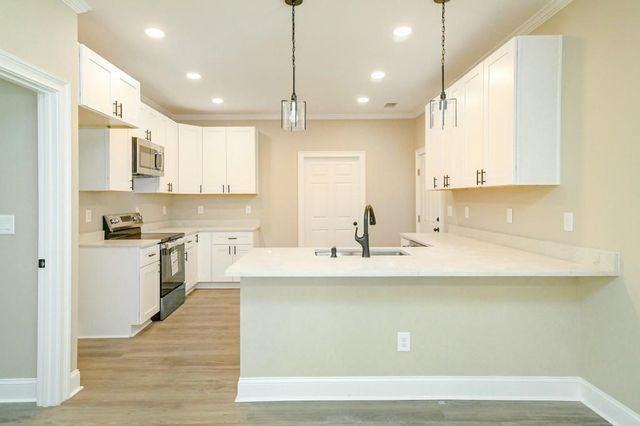 5342 Monarch Drive, Gainesville, GA 30506