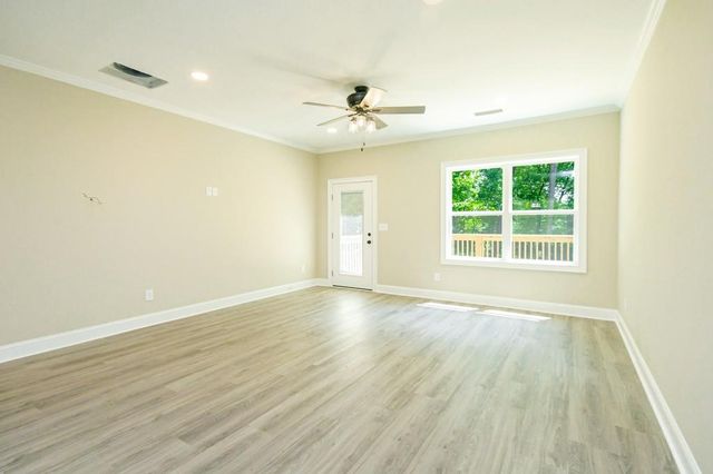 5342 Monarch Drive, Gainesville, GA 30506